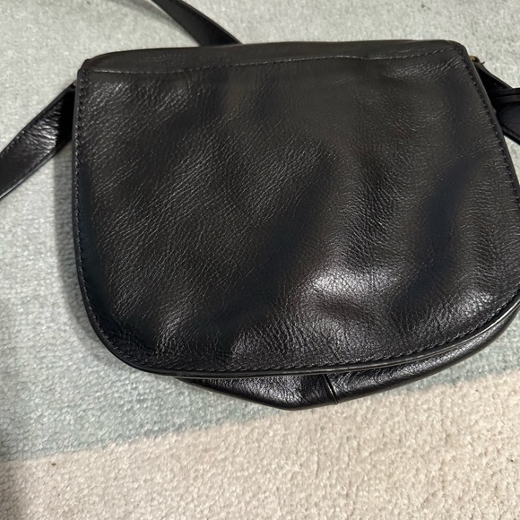 Adorable Fossil Crossbody Purse - Picture 3 of 3